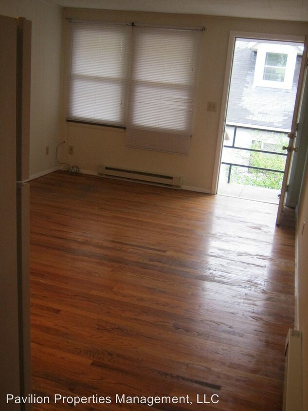 Foto del edificio - 419 E 7th St