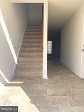 Building Photo - 56 Andrews Pl