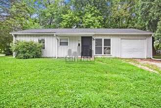 Building Photo - 5801 Westhaven Dr