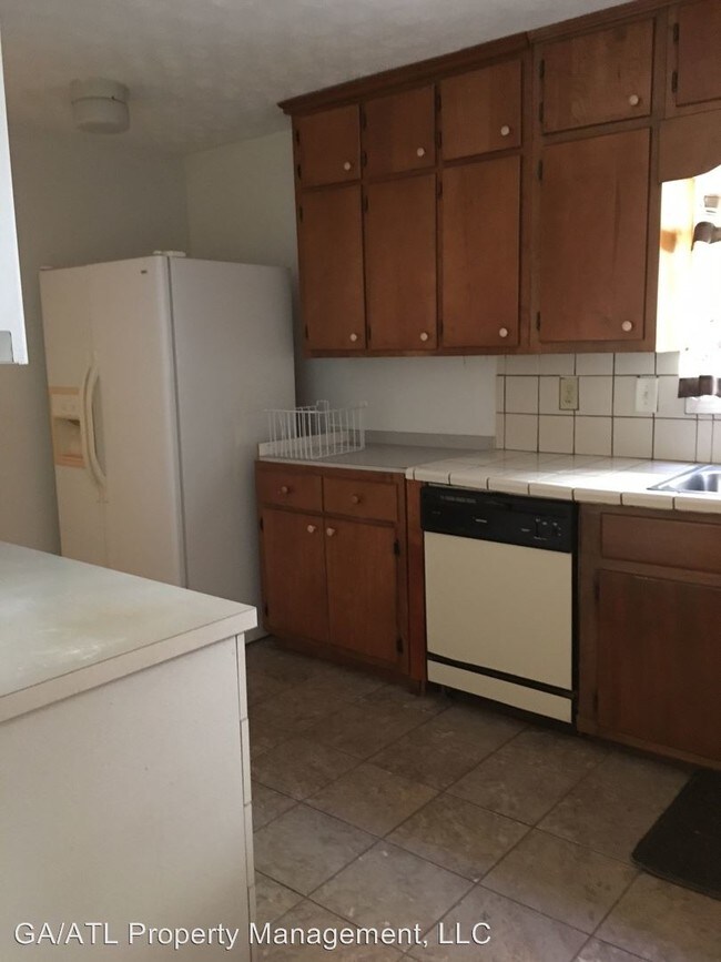 Foto del edificio - 988 Bingham Ln