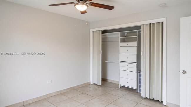 Foto del edificio - 7238 SW 94th Pl