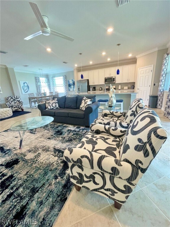 Foto del edificio - 15999 Grassland Ln