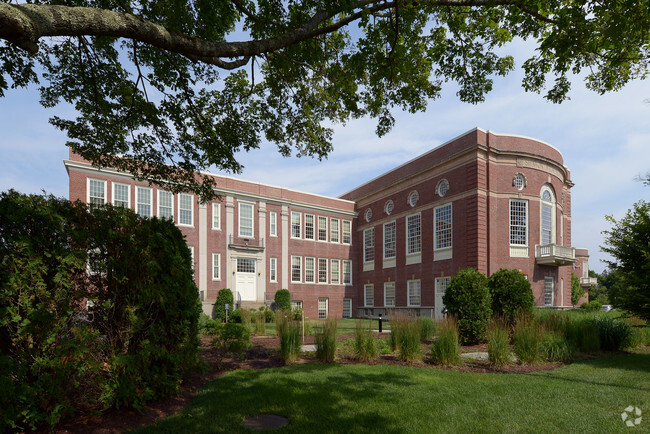 Foto del edificio - Wilber School Apartments