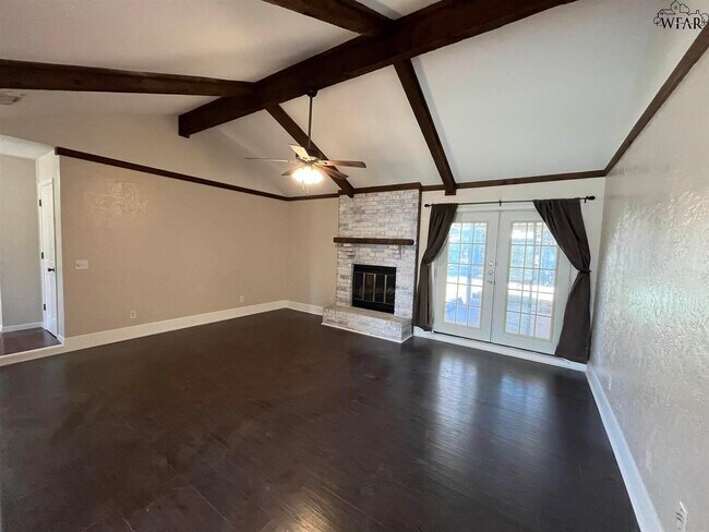 Building Photo - 5402 Pebblestone Dr