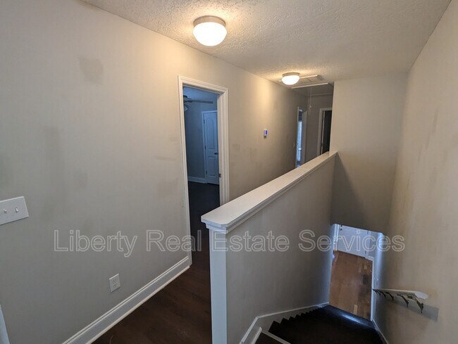 Foto del edificio - 407 Bradwell St