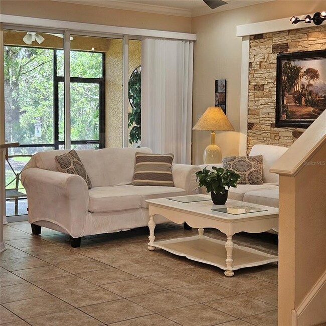 Building Photo - 8110 Villa Grande Ct