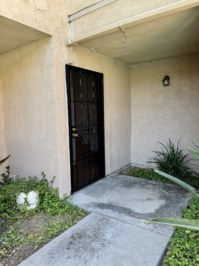 Foto del edificio - 1231 W Hillandale Ave