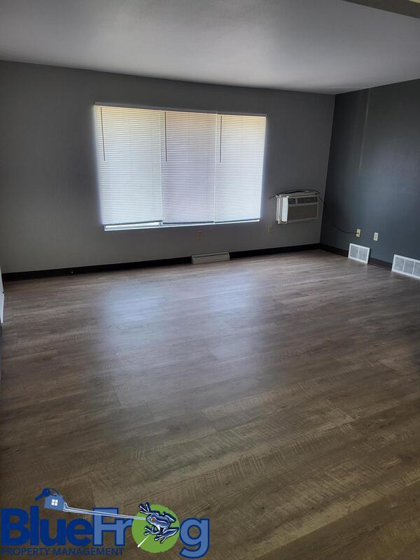 Foto del edificio - 348 E Marquette St