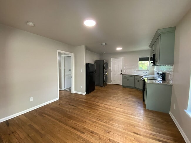 Foto del edificio - Super Cute, Newly Remodeled, 2bd/1bth hous...