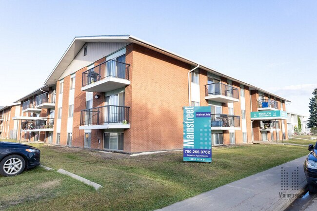 Photo du bâtiment - Rosslyn Apartments