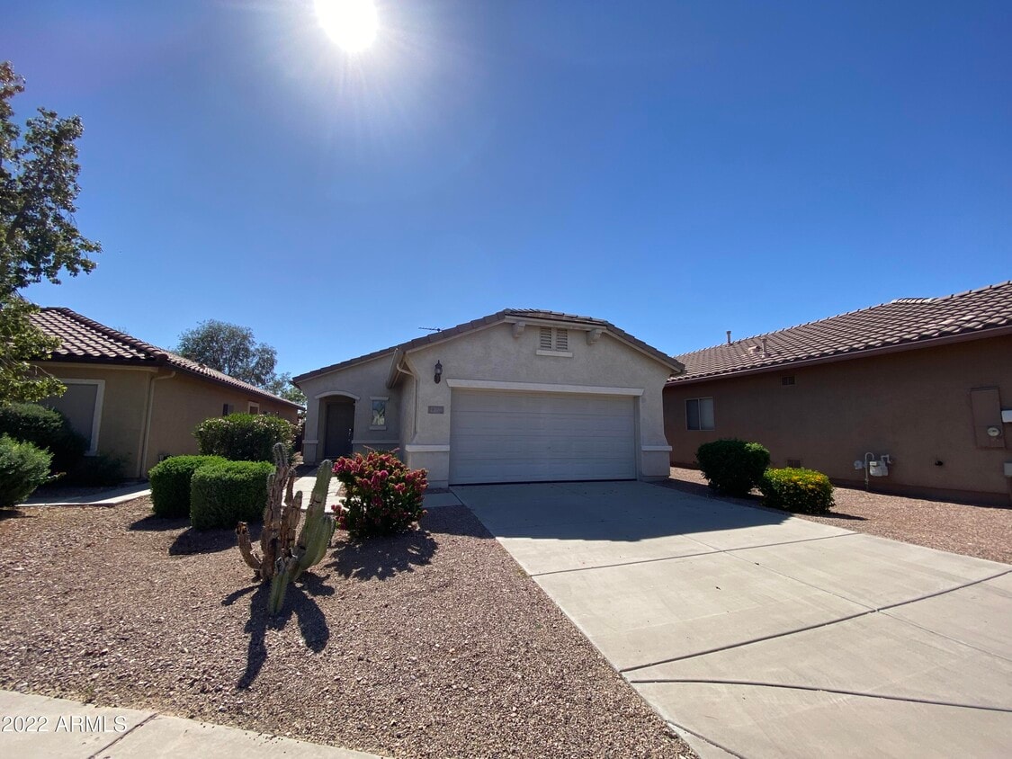 2206 N Hudson Dr, Florence, AZ 85132 House Rental in Florence, AZ