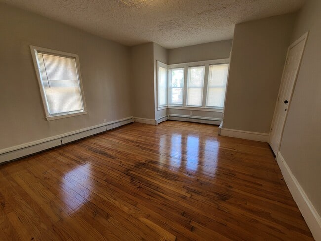 Building Photo - 32 Quequechan St