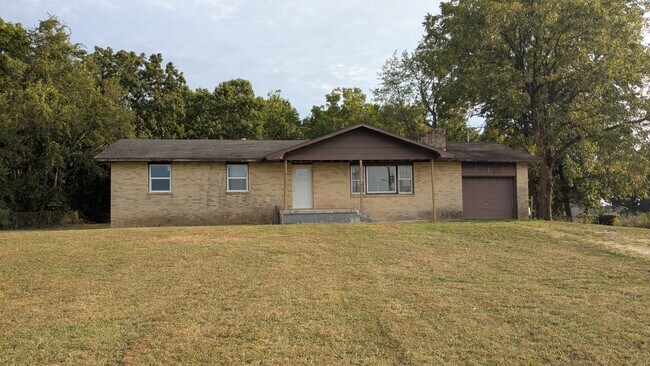 Building Photo - 1763 State Highway J