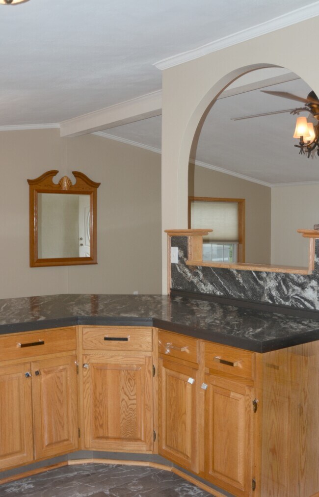 Foto del edificio - 2368 W 148th St S