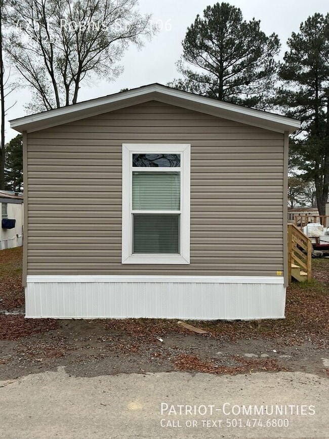 Foto del edificio - 475 E Robins St