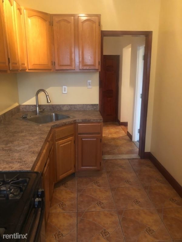 Primary Photo - 2 br, 1 bath Townhome - 1116 Rogers Ave
