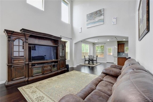 Building Photo - 9302 Privet Dr