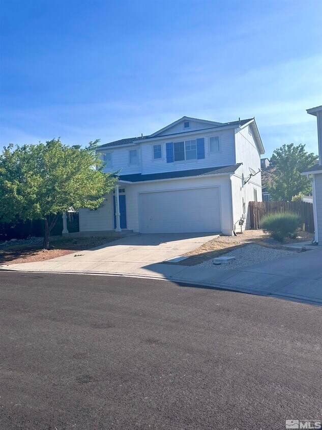 Primary Photo - 5911 Sapphire Ridge Ct
