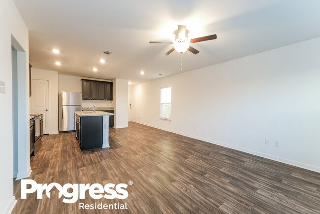 Building Photo - 17021 Dusty Boots Ln