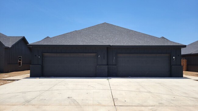 Building Photo - 7205 22nd Pl