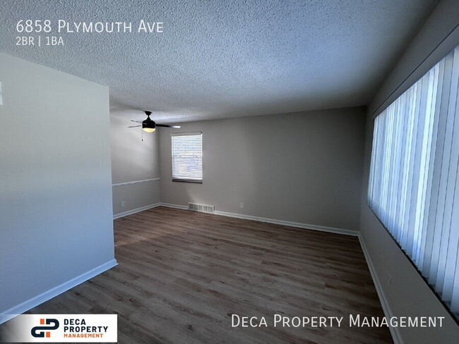 Building Photo - 6858 Plymouth Ave