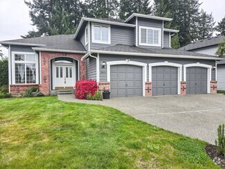 Building Photo - 18424 Newport Dr