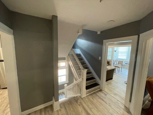 Foto del edificio - 757 Chislett St