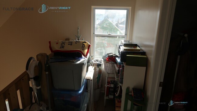 Foto del edificio - 1324 N Bosworth Ave