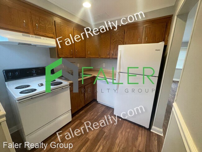 Foto del edificio - 3 br, 1 bath House - 1443 John Glenn Rd