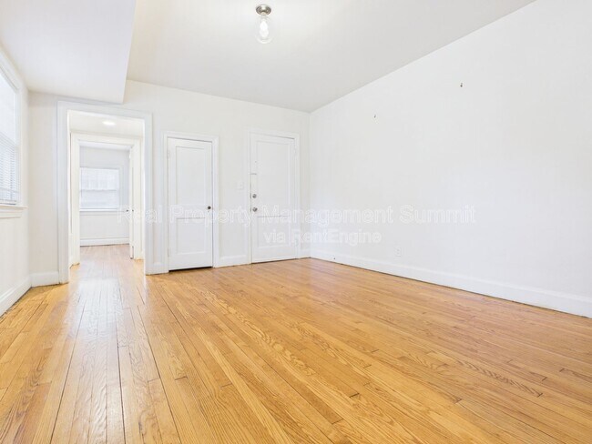Foto del edificio - 625 Alleghany Ave