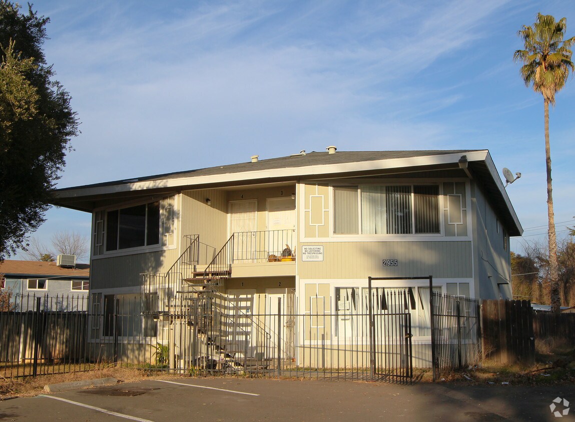 Foto del edificio - 2955 Portsmouth Dr