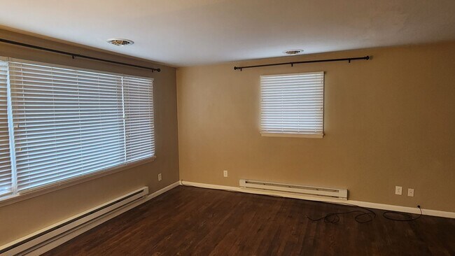 Foto del edificio - Full-House Living: 4BR with Finished Basement, Garage & Laundry in Olean NY!