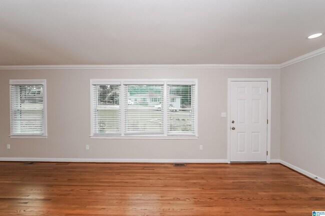 Foto del edificio - 2812 4th Pl NW
