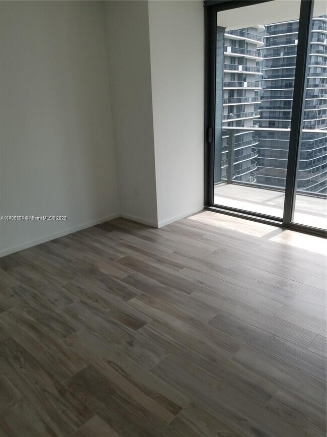 Foto del edificio - 801 S Miami Ave
