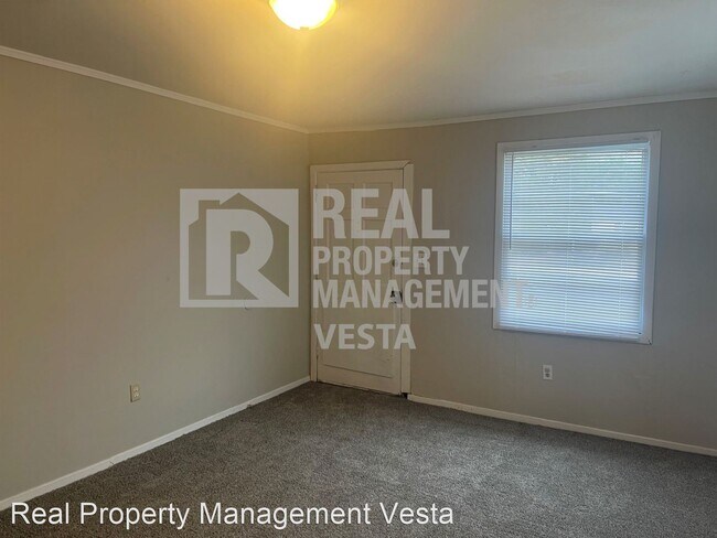 Building Photo - 3 br, 1 bath House - 3790 Travis Boulevard