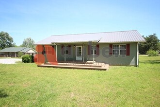 Building Photo - 6250 GA-136