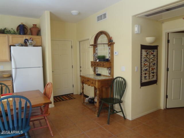 Building Photo - 16545 E Gunsight Dr