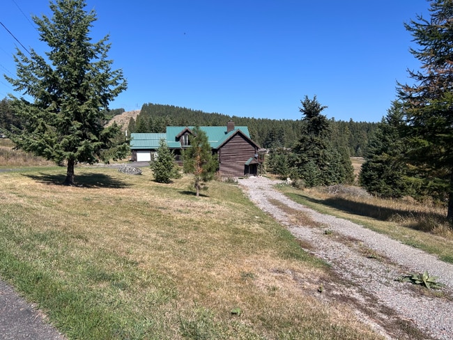 Foto del edificio - 325 Spring Creek Rd