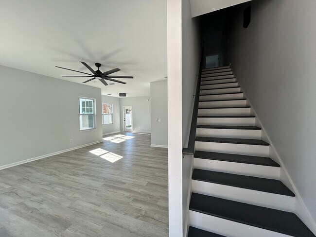 Foto del edificio - 2022 Trimble Rd