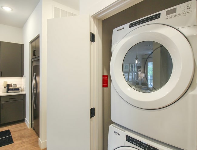 Foto del edificio - 101 Julian St