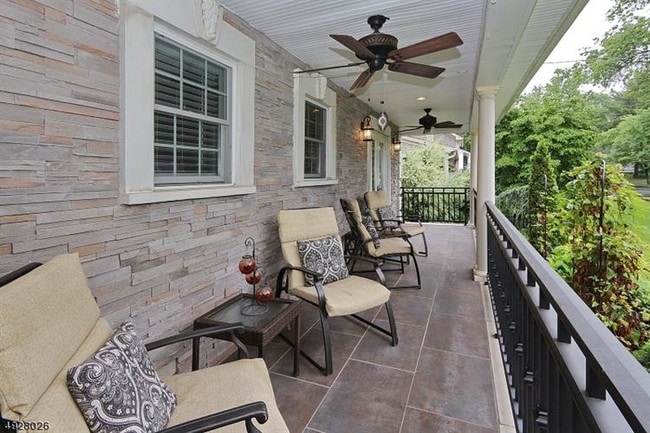 Building Photo - 1 Manchester Dr