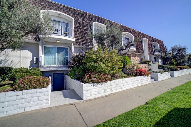 Building Photo - 2884 Sawtelle Blvd