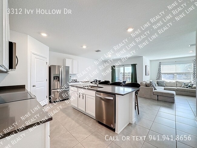 Photo - 3312 Ivy Holw Dr House