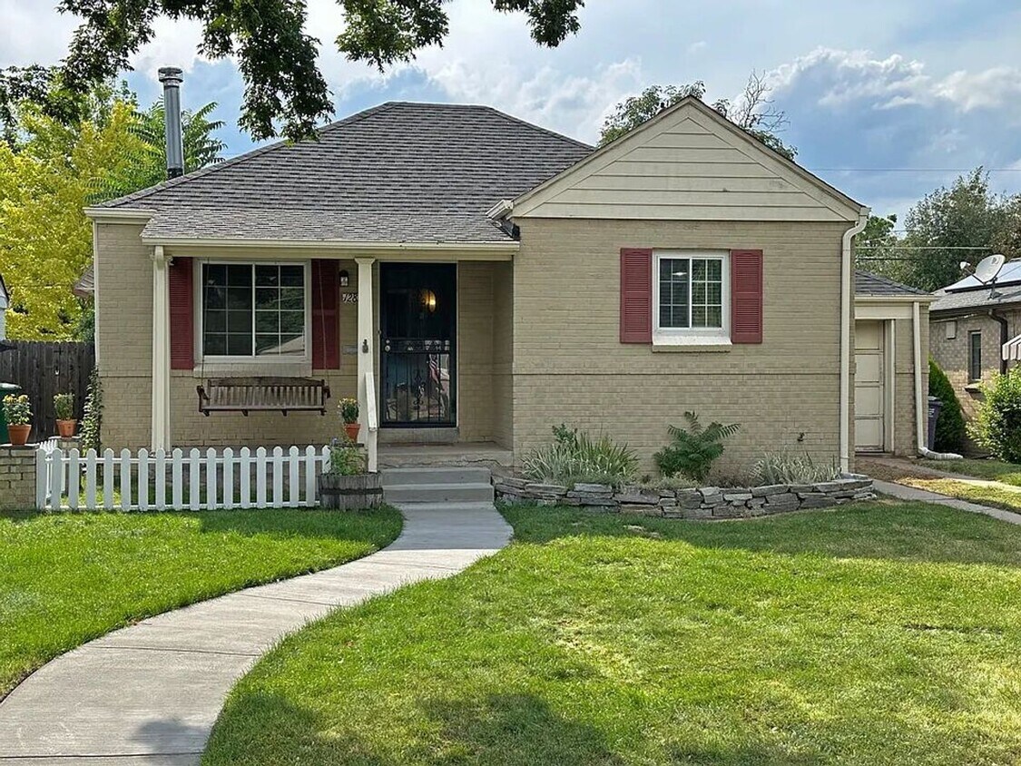Primary Photo - Home is Ready for you Now!
