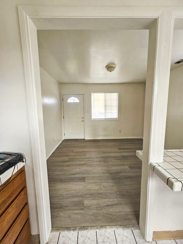 Kitchen facing the living room - 4034 W 159th St