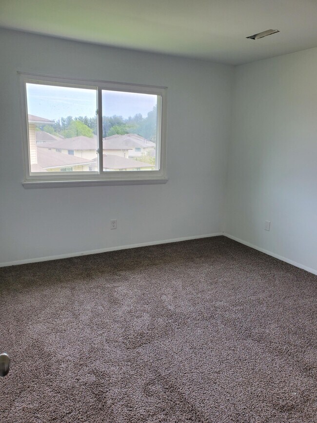 Building Photo - 1723 Fountain Rock Way