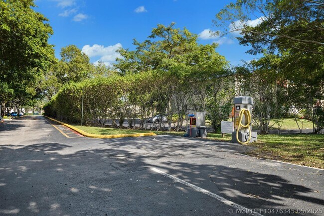 Foto del edificio - 371 NW 87th Terrace