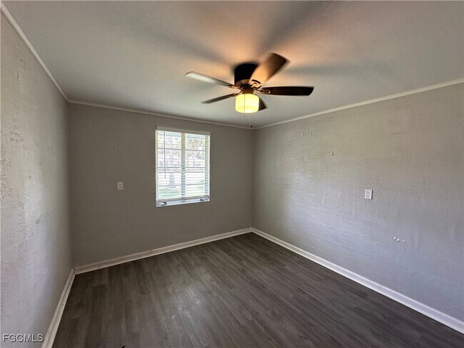 Foto del edificio - 1539 Piney Rd