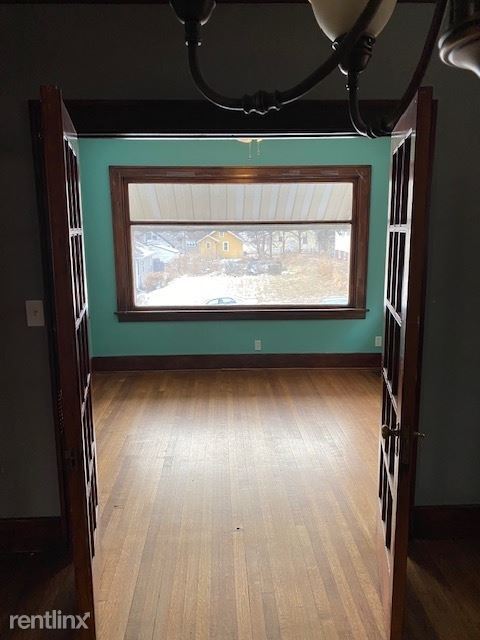 Foto del edificio - 3 br, 1 bath House - 1033 N 32nd St