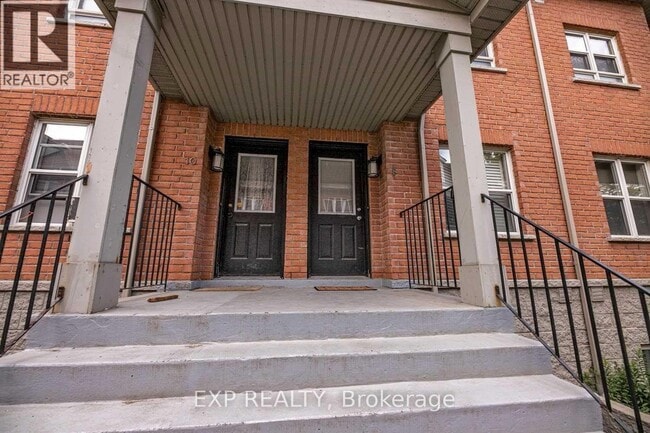 Building Photo - 901 Kennedy Rd